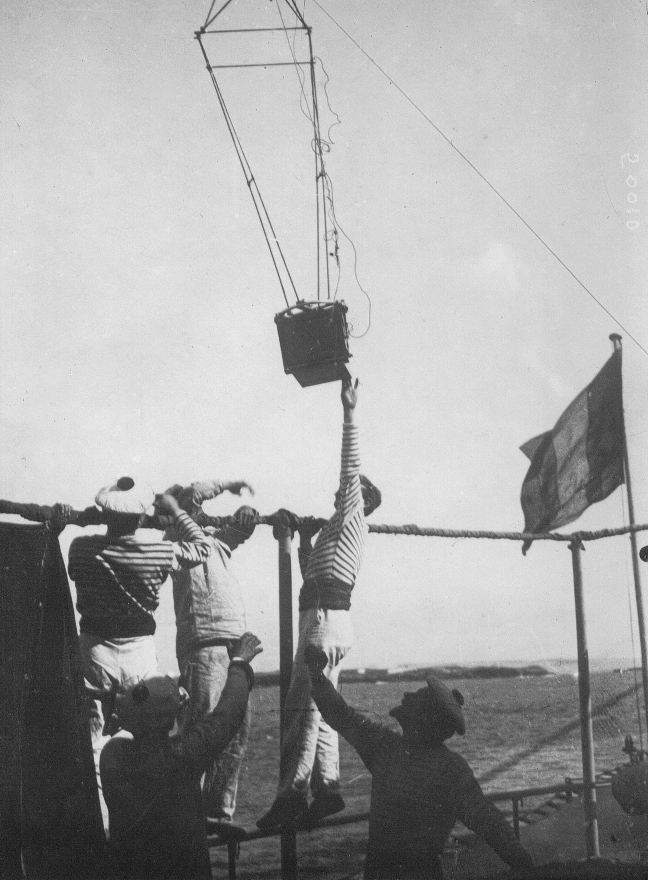 Dispositif de suspension de l’appareil photo.
